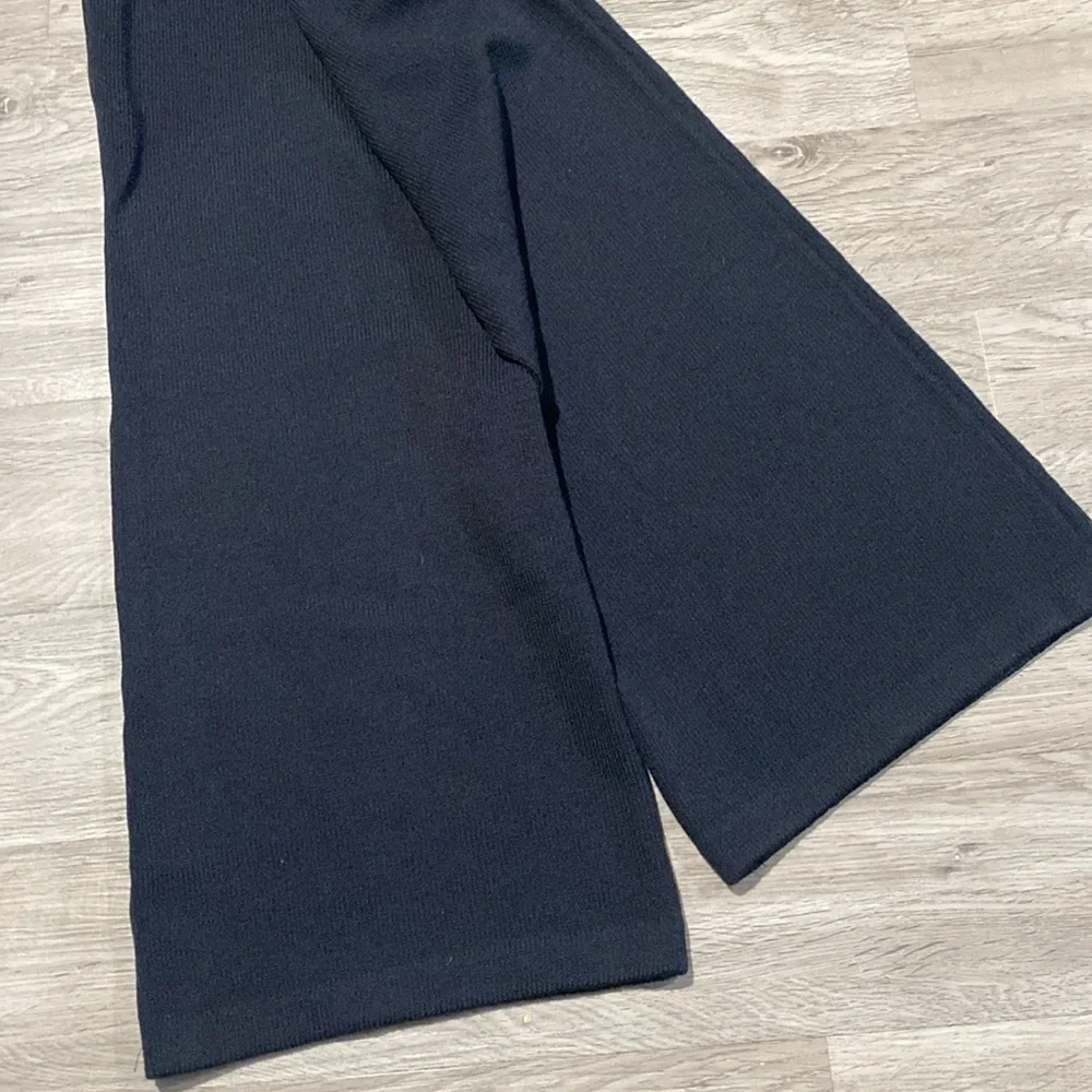 St. John Collection Navy Blue Straight‎ Knit Pants Women’s Size 10
